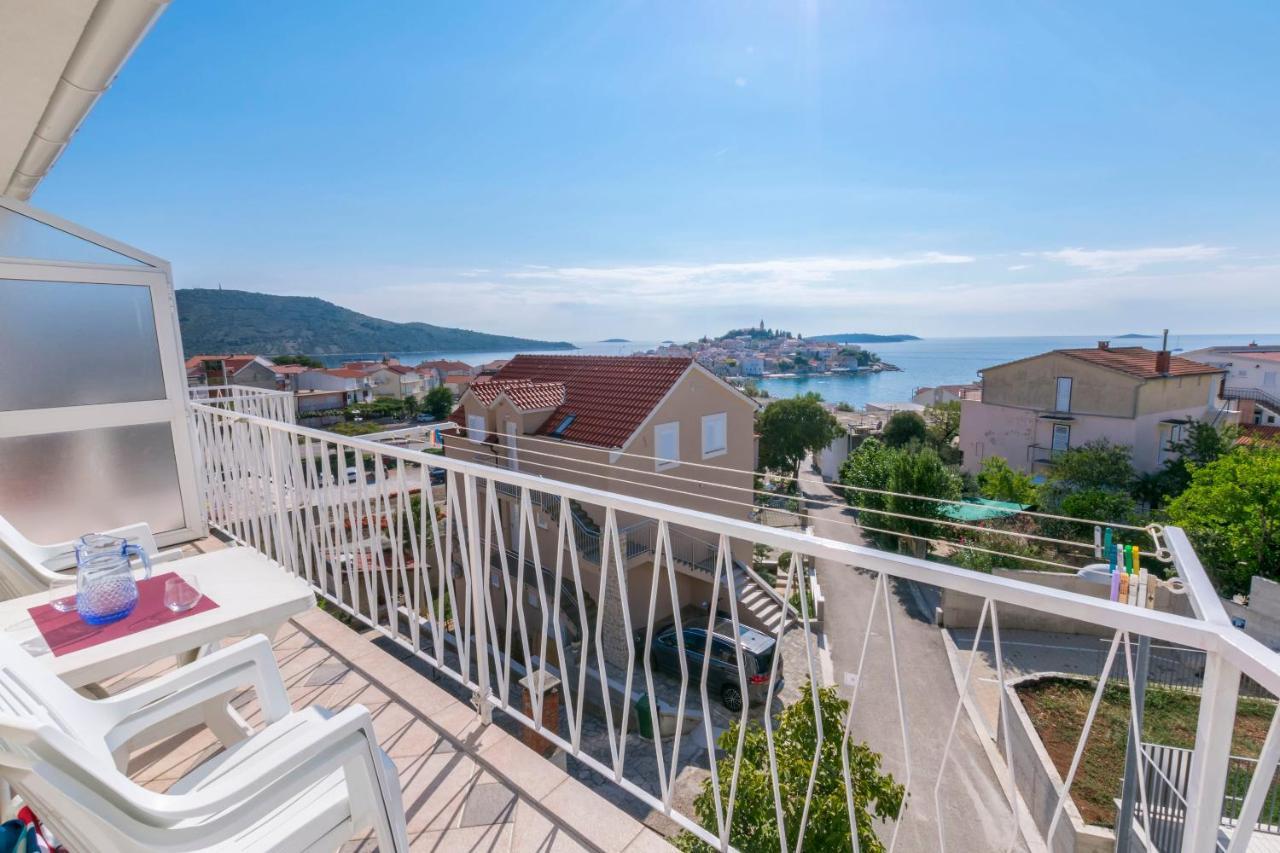 Apartment Nensi Primošten Kültér fotó